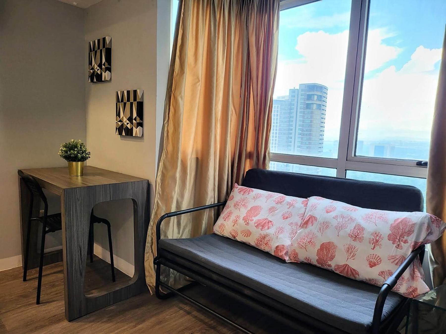 Muggle - Bonifacio Global Taguig Apartment *